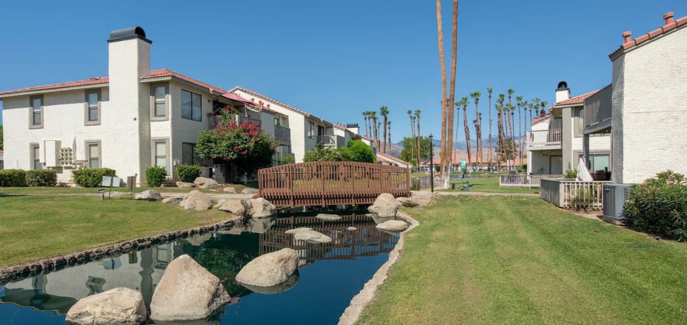 Image Number 1 for Palm Lake in Palm Desert